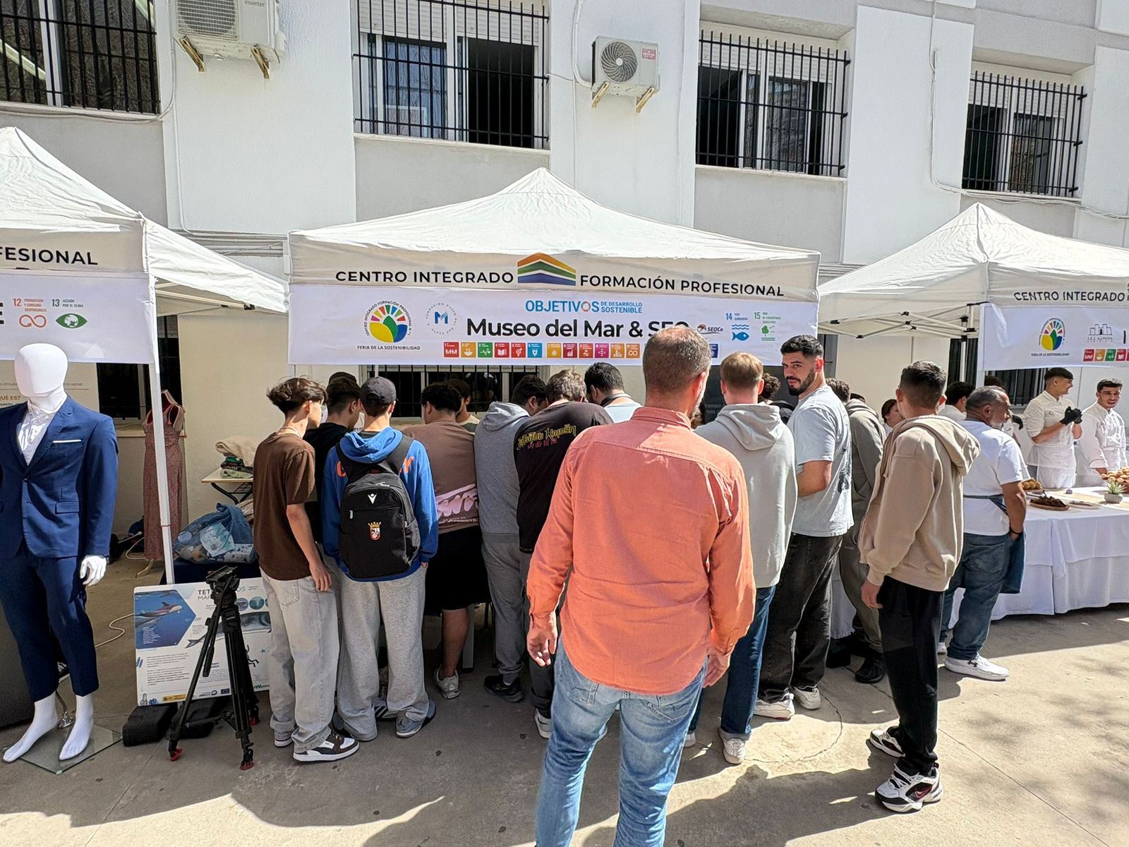 El CIFP nº 1 de Ceuta celebra su IV Feria de la Sostenibilidad con actividades, talleres y participación estudiantil para fomentar valores ambientales