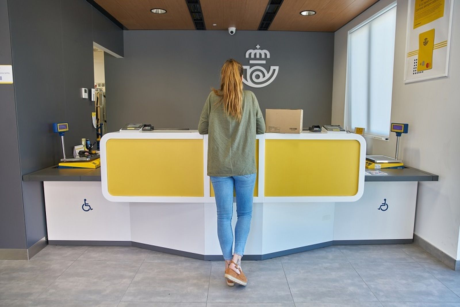 FOTO CORREOS FOTO CORREOS