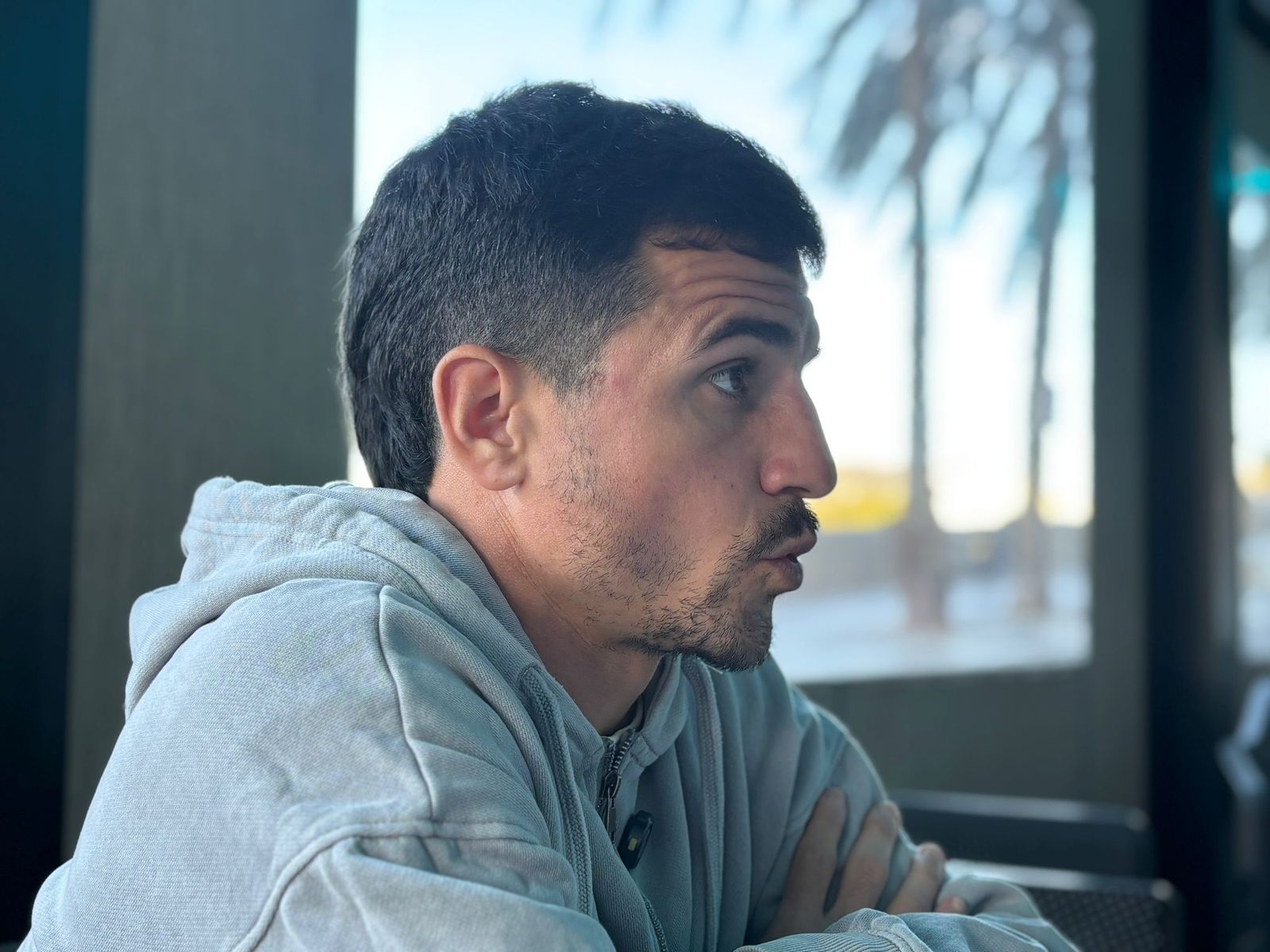 El lateral de la AD Ceuta, José Joaquín Matos, destaca que si tiene que definir la temporada que está haciendo el equipo caballa en una  sola palabra, esa sería “única”