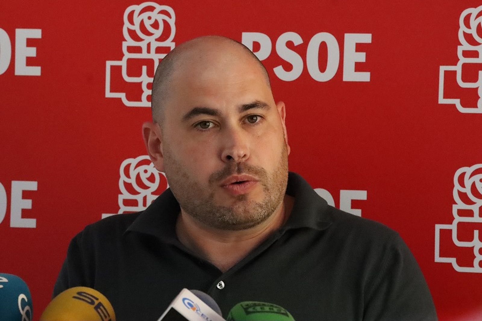 El secretario general del PSOE en Ceuta, Miguel Ángel Pérez Triano. / FOTO REDUAN