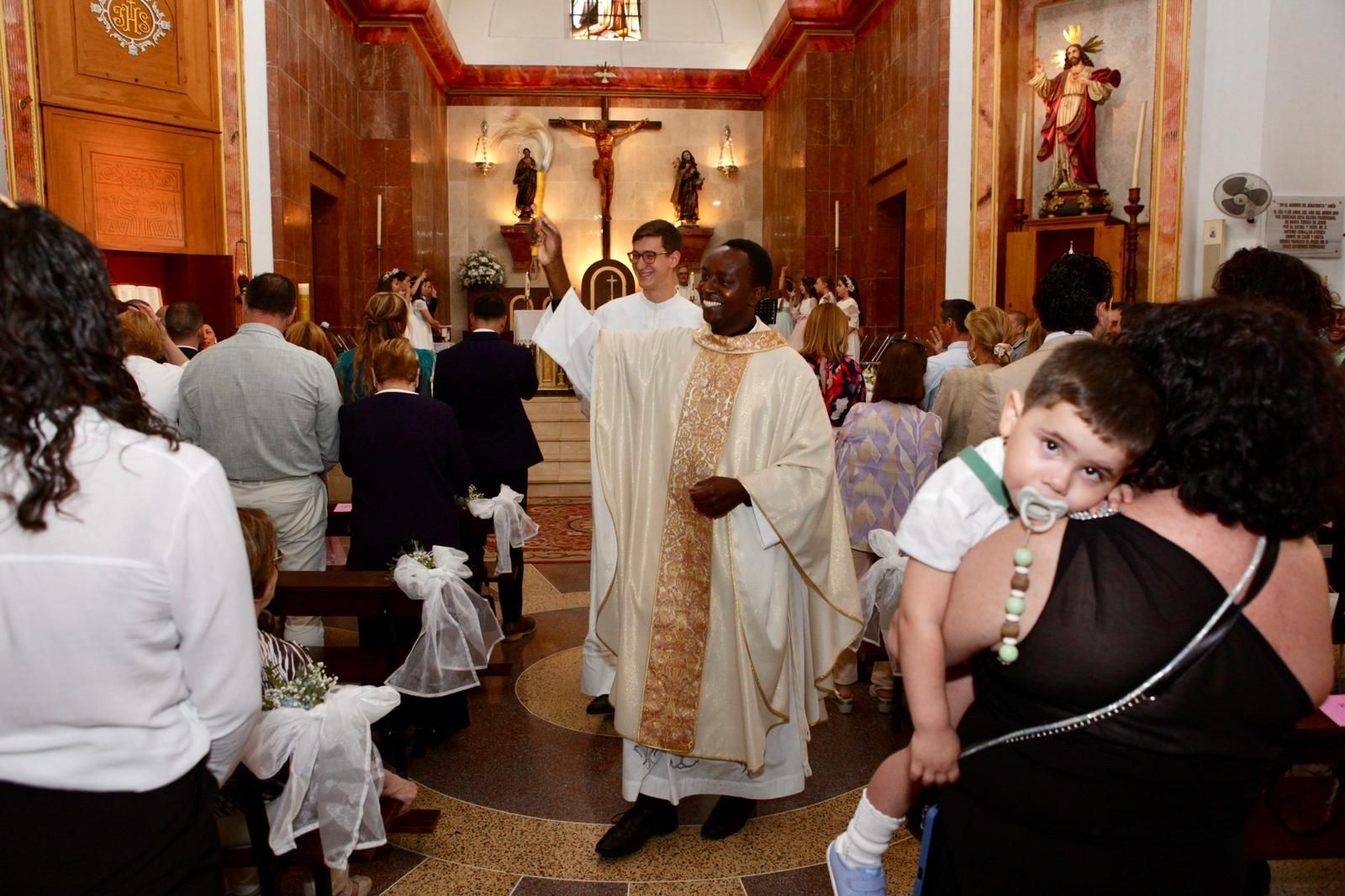 Comuniones en la Parroquia de Santa Teresa de Jesús