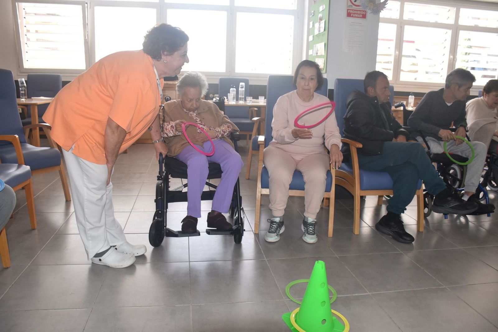 Puertas abiertas y un ambiente entrañable hacen especial una jornada en Cruz Blanca