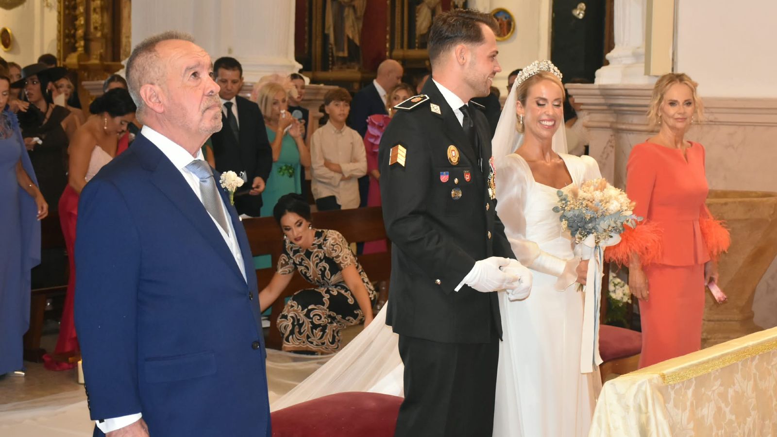 Alejandro y Tamara se dan el "sí quiero" ante la Virgen de África
