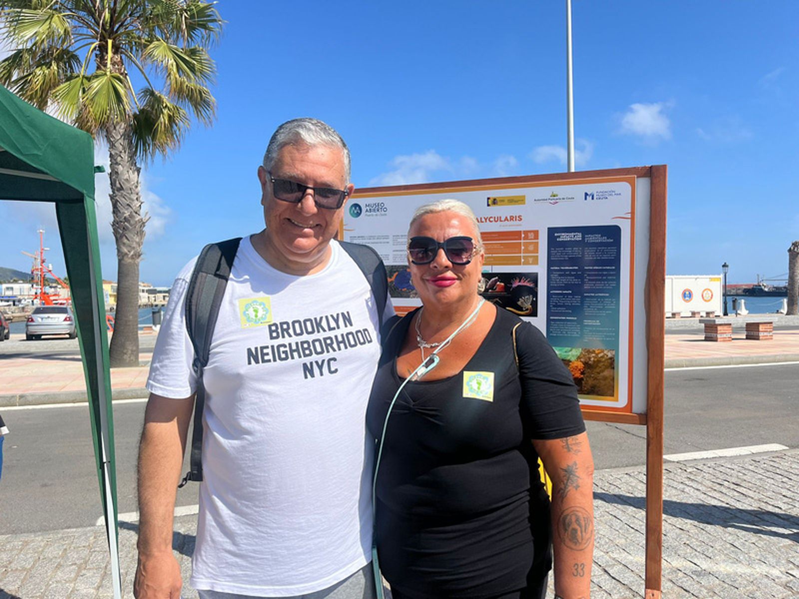 Los simpáticos conserjes del Mare Nostrum, Said y Nuria./ FOTO C.L.