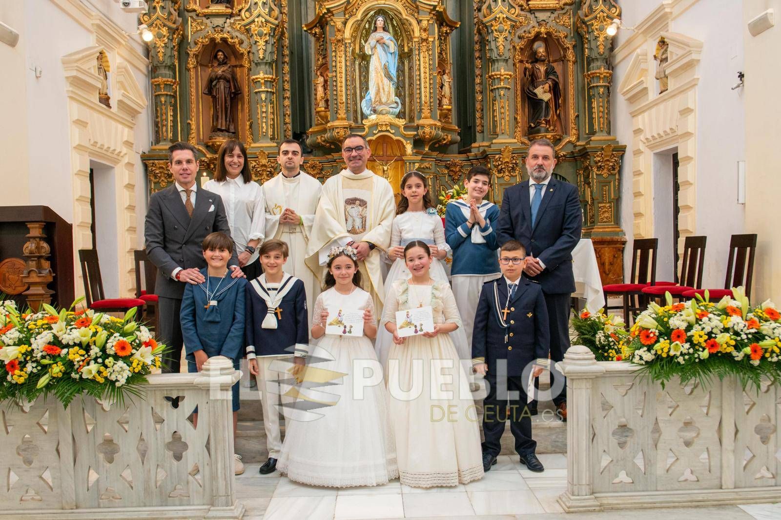 Una primera comunión en la Iglesia de San Francisco