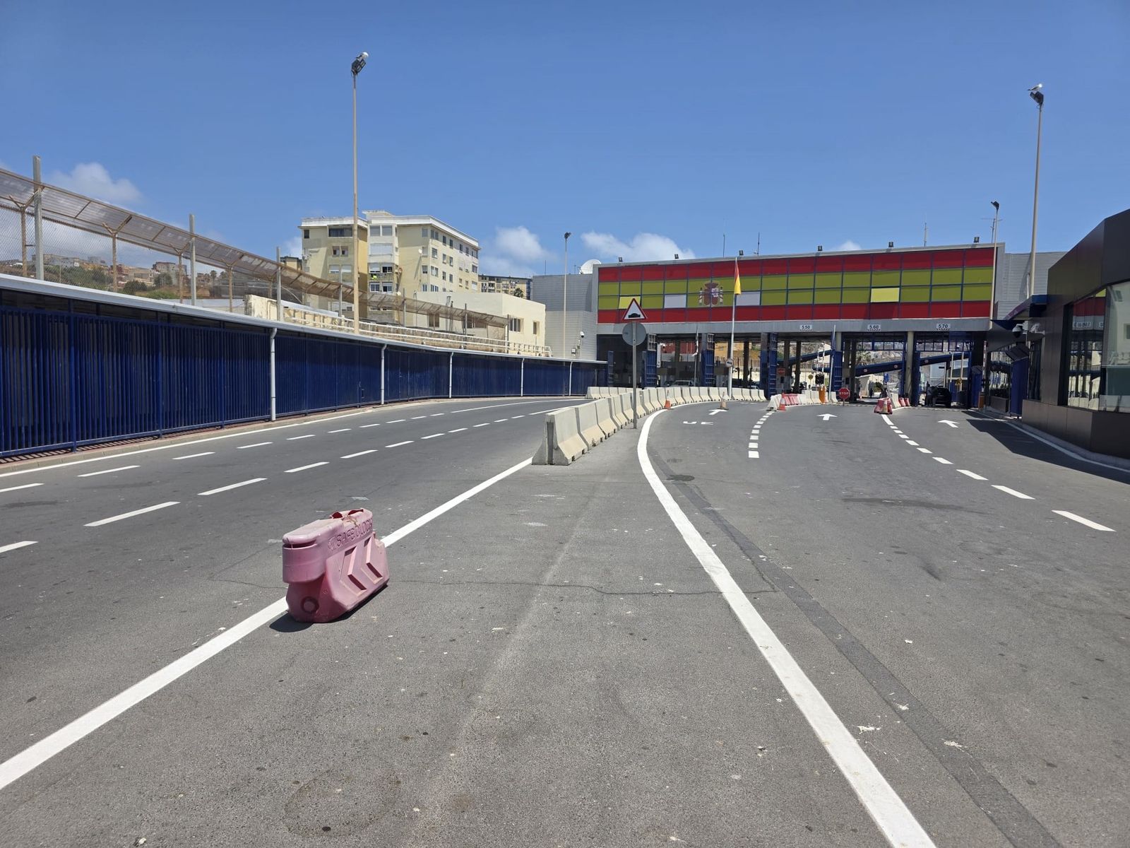 Ceuta supera ya el millar de vehículos diarios en la zona de embolsamiento y consolida su papel clave en la OPE