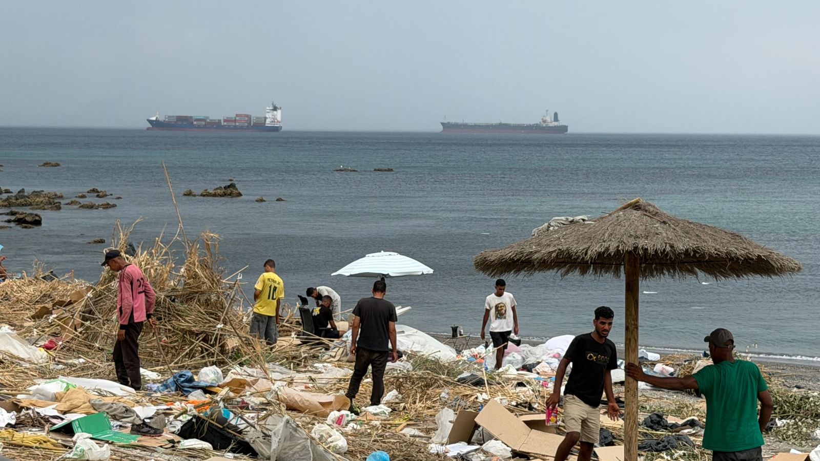 Imagen de la Playa del Trampolín tras el regreso de los inmigrantes