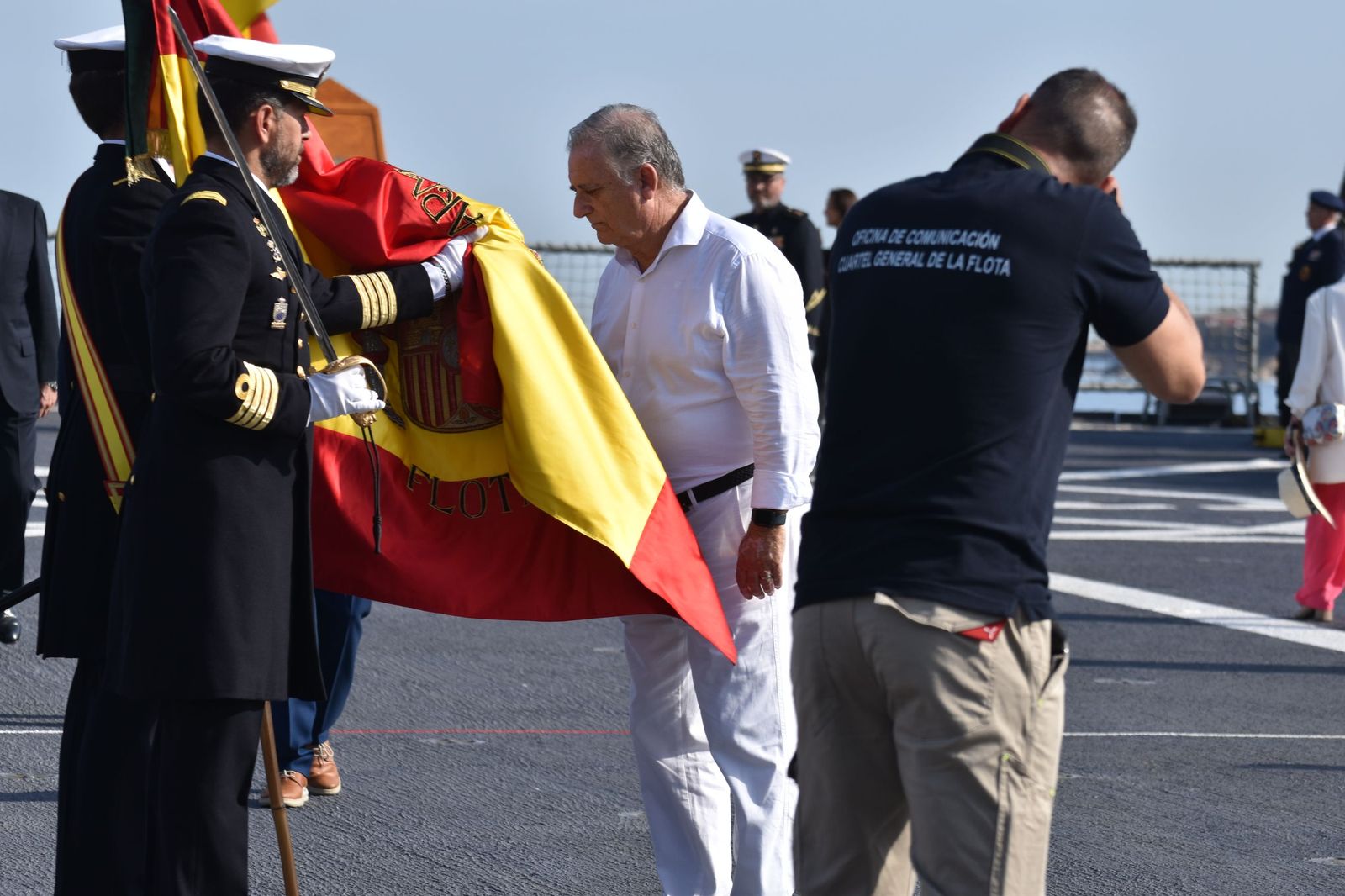 Emotiva jura de bandera a bordo del 'Castilla'