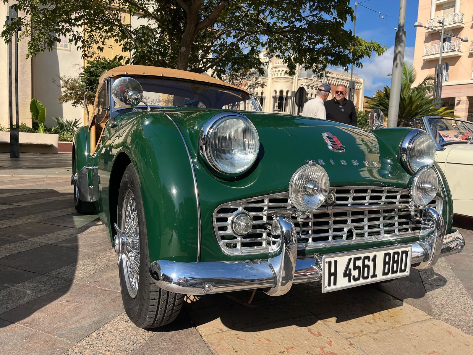 Los amantes del motor se citan con la nostalgia