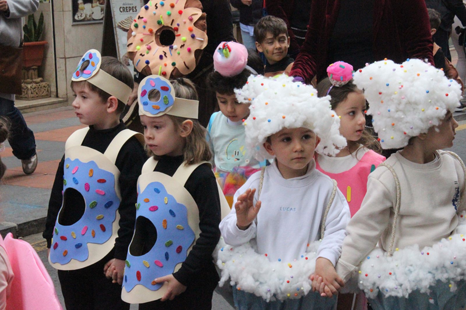 Pasacalles de carnaval del Beatriz de Silva. / FOTO S.C.