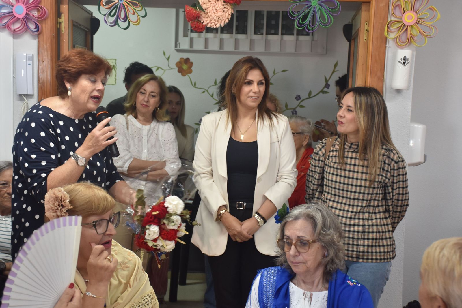 Villajovita se viste de feria para celebrar la primavera junto a sus mayores
