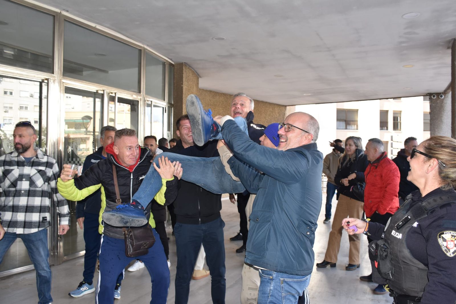Así celebró 'San Urbano' el premio de la Lotería de Navidad