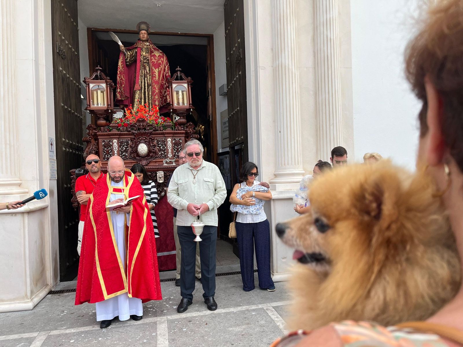 El vicario bendice a los animales de Ceuta por San Daniel