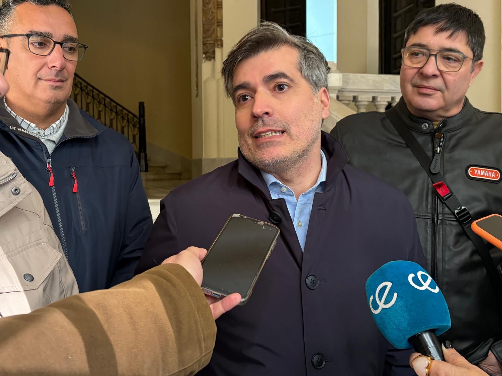 Imágenes del sorteo de la moto del Centro Comercial Abierto.