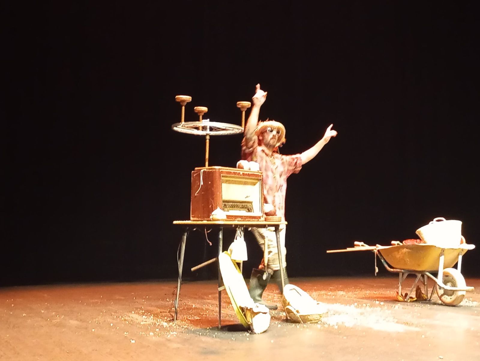 'Tot bé': los clown más gamberros hacen reir al Revellín