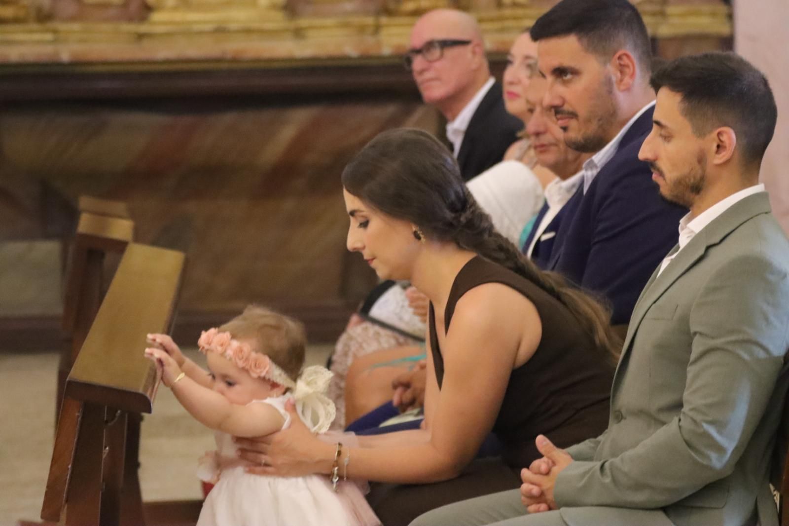 Gabriela, Manuel y Jimena reciben el Sacramento del Bautismo en el Santuario