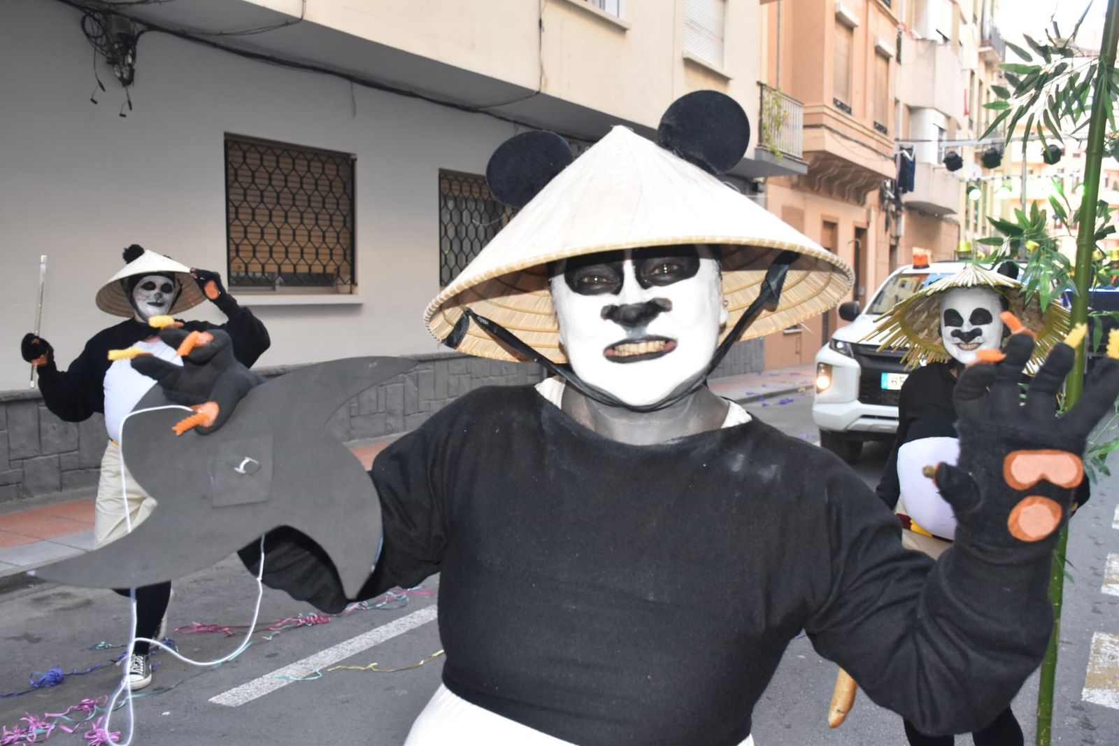 El Carnaval llena de color y ruido las calles del centro