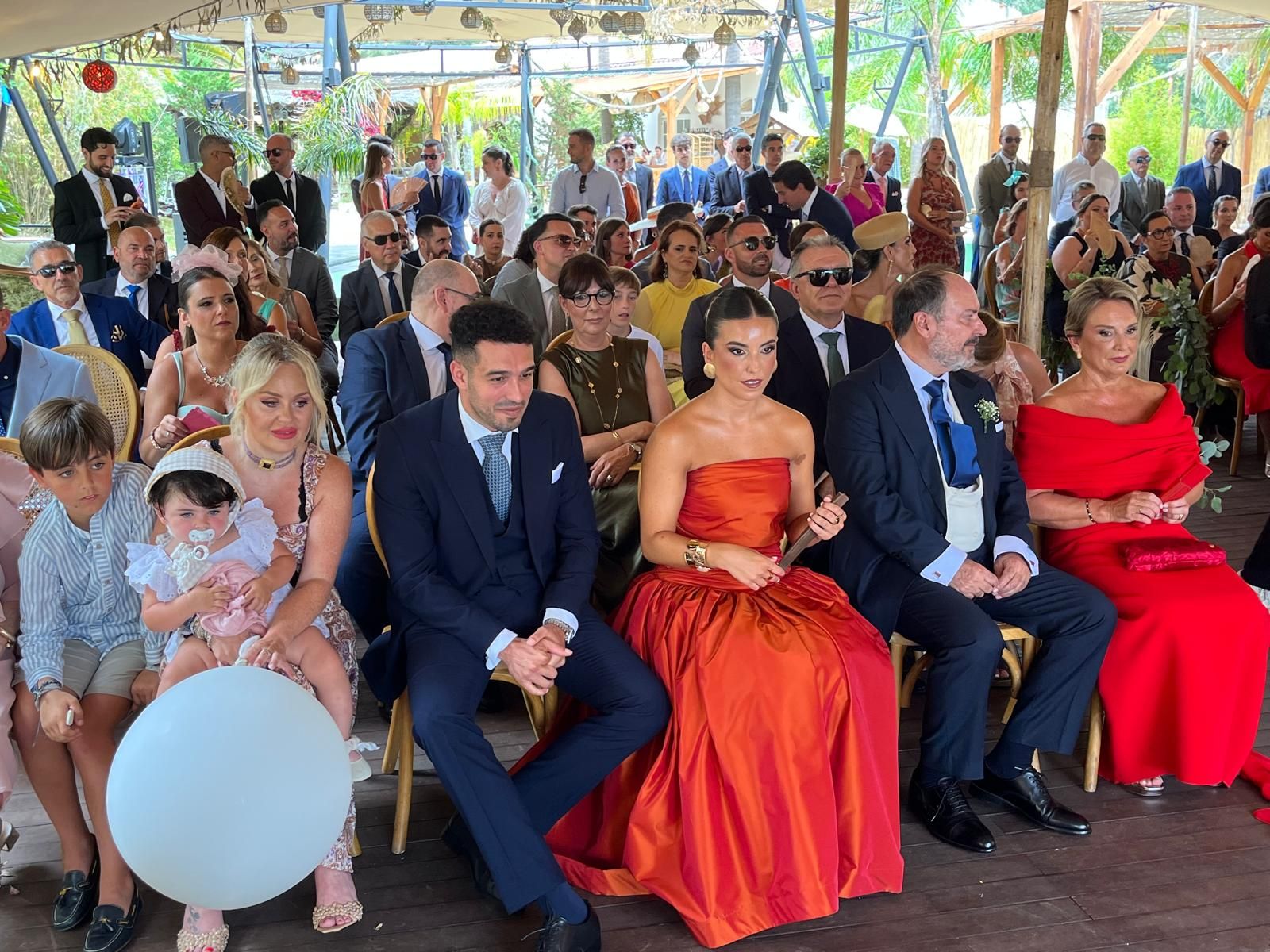 Santi y María sellan su amor en ‘El Sarao’