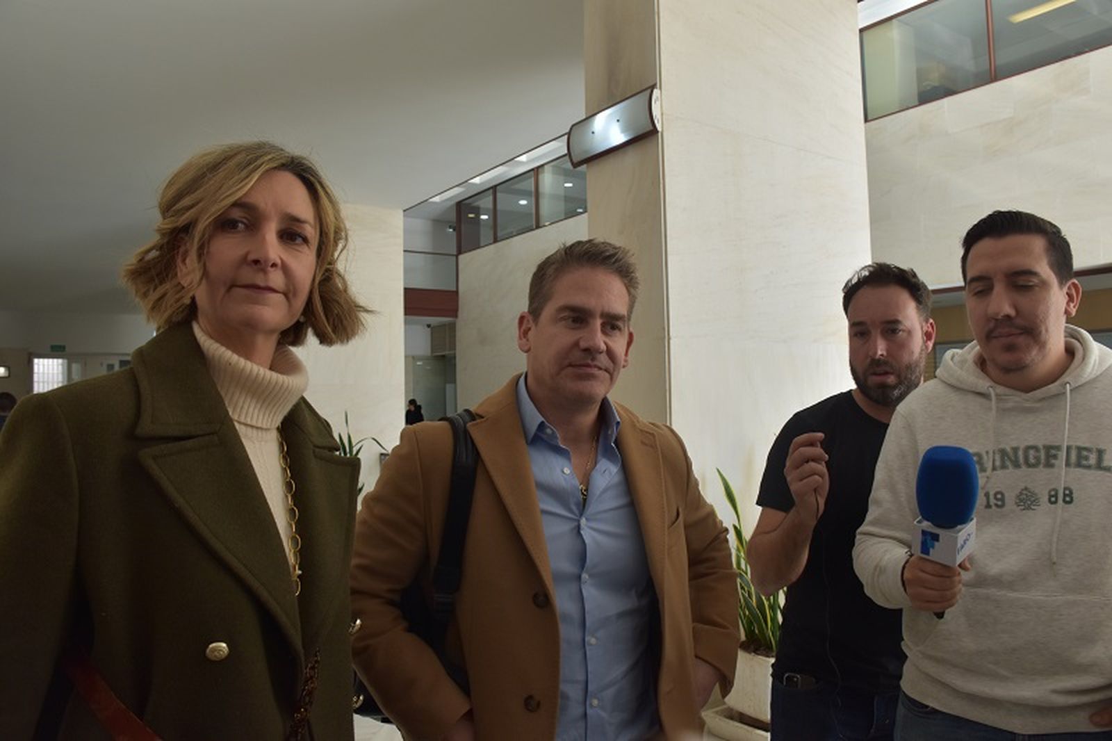 Campos y Bulaix compareciendo ante los medios tras la reunión. / FOTO J.I.M.
