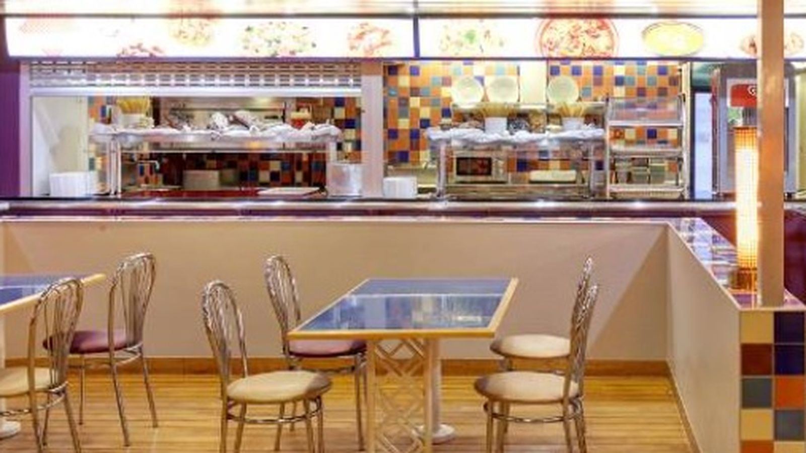 La sala de bar del “Regina Báltica”