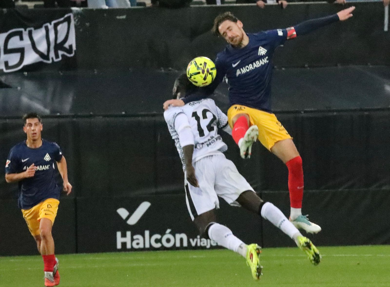 La AD Ceuta se muestra sólido ante un buen Andorra