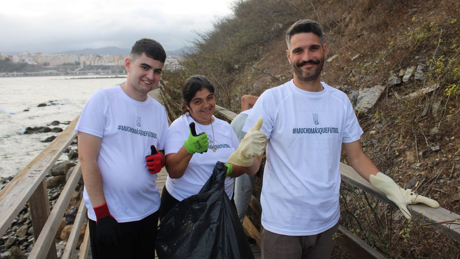 Fundación AD Ceuta FC y Asociación Ceuta Sin Plástico unidas por el medio ambiente