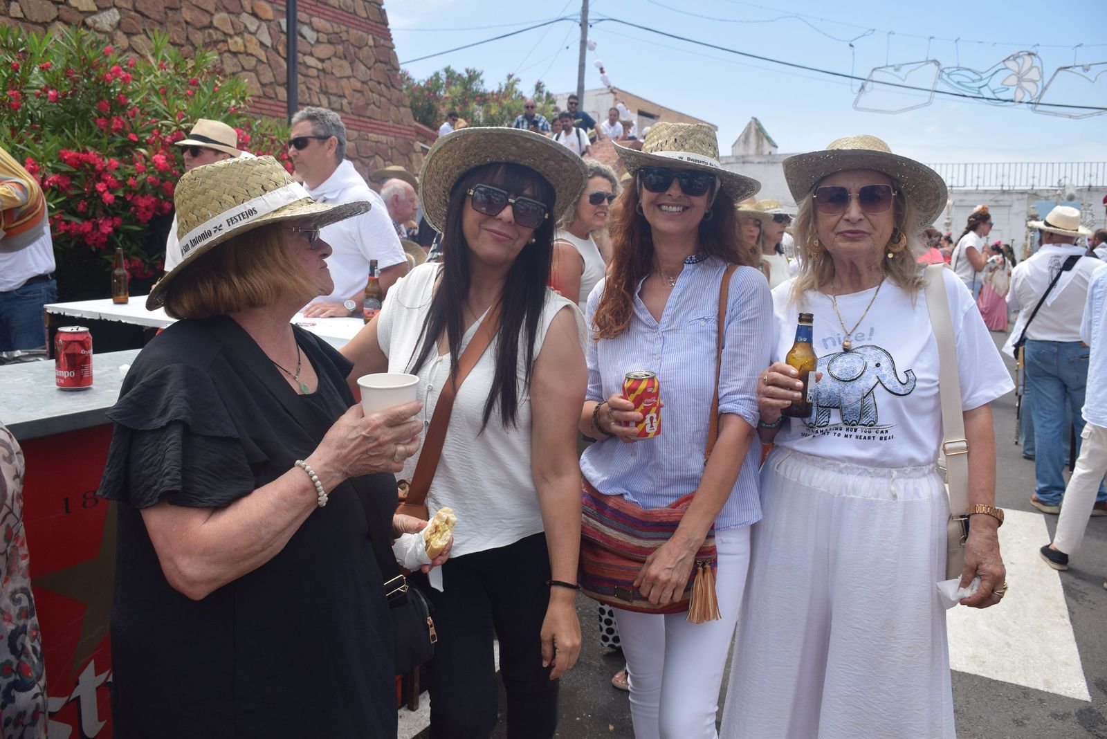 Tradición, fe y calor: Ceuta se vuelca con San Antonio