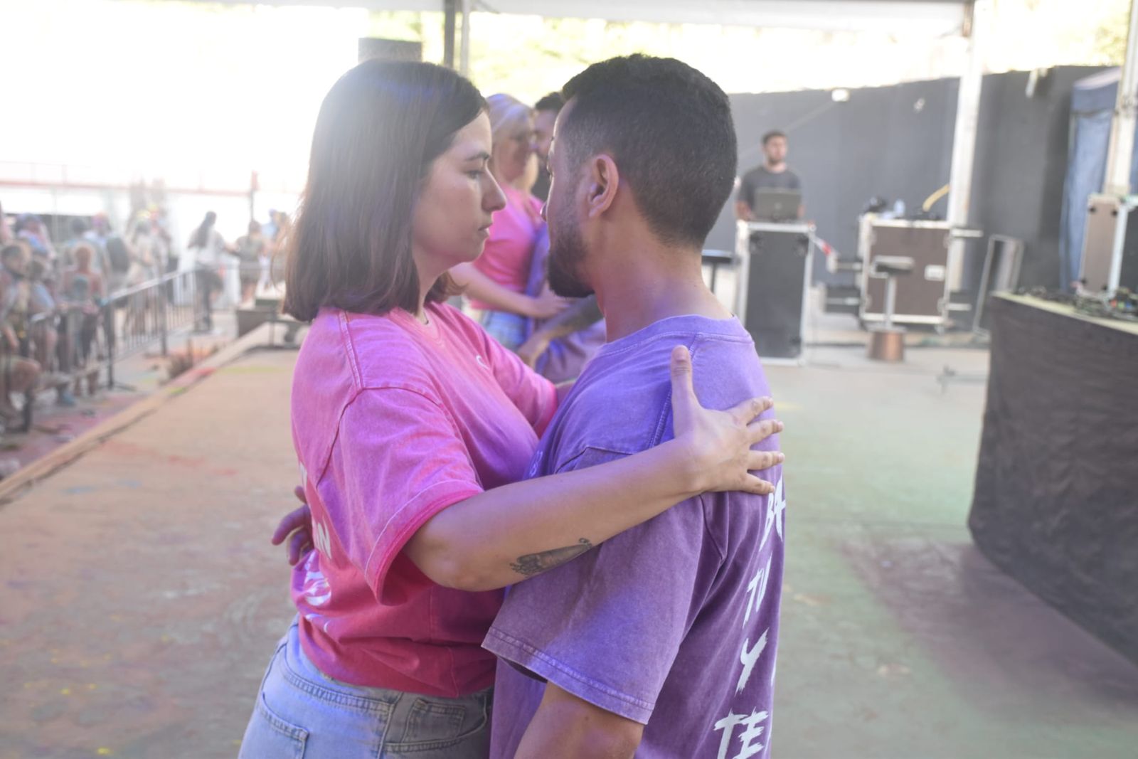 El Holi vuelve a teñir Ceuta de color por la solidaridad y el amor