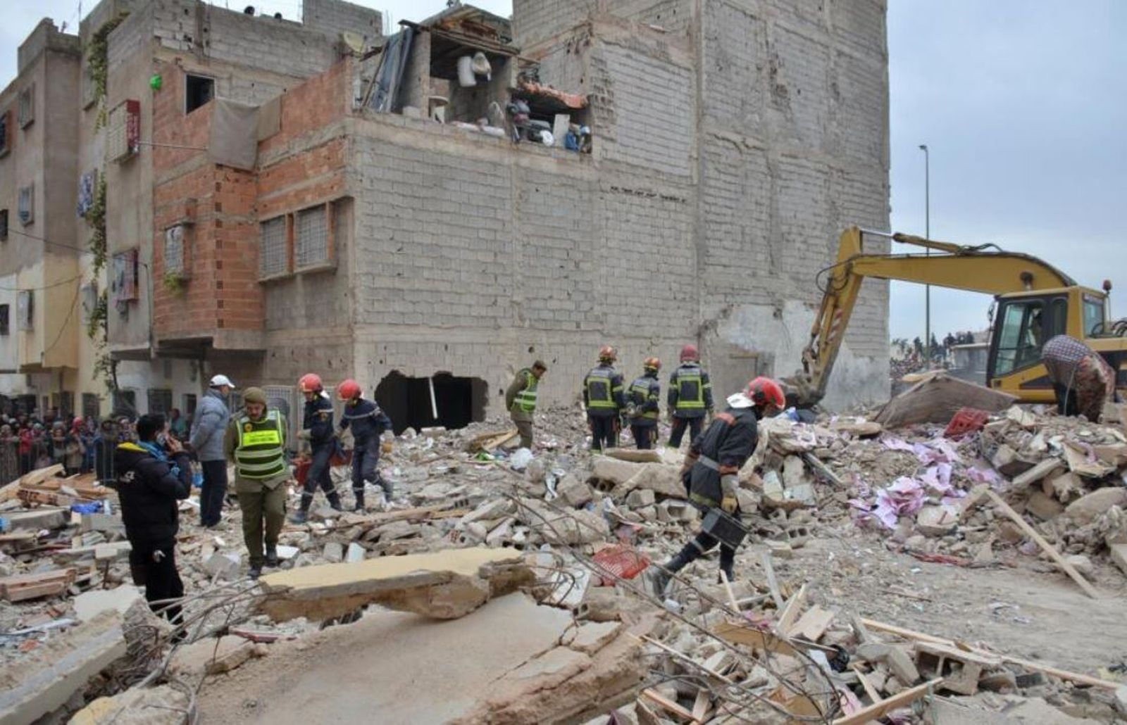 Imagen de los primeros trabajos de desescombros