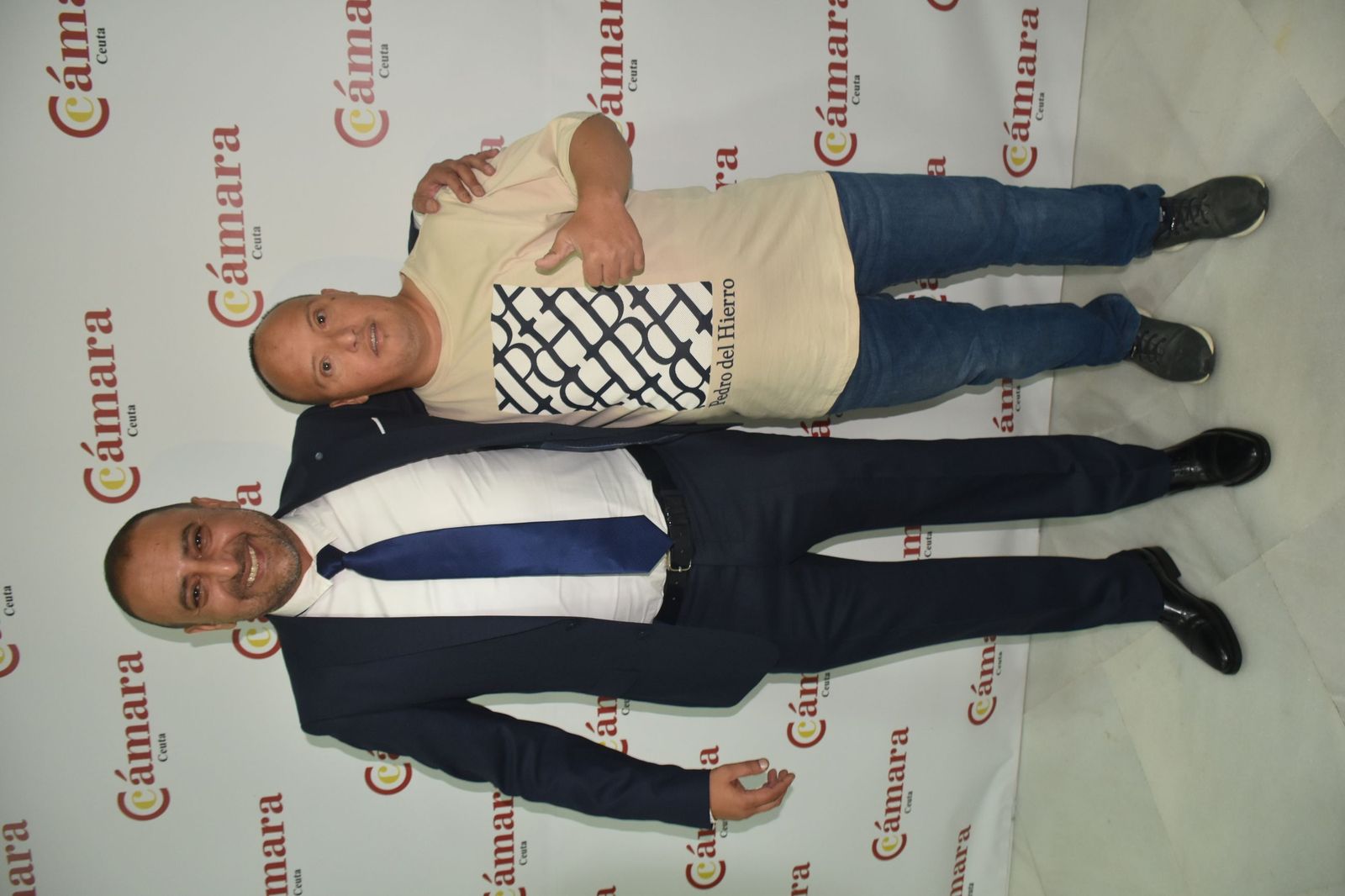 Luhay Hamido recibe la Medalla de Oro de la Cámara por su compromiso con el deporte ceutí