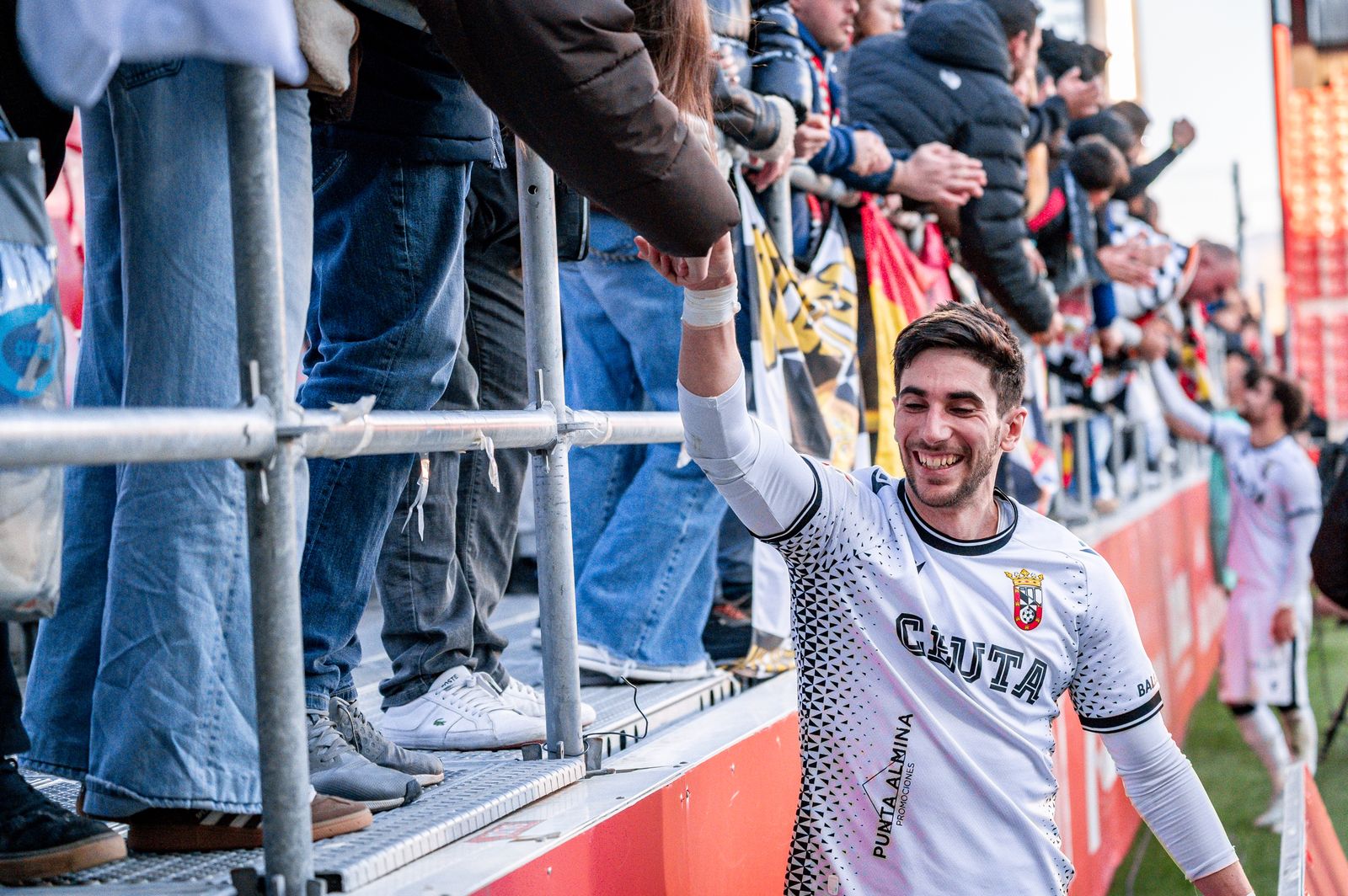 Redru “Si nos lo creemos, este Ceuta puede mirar al playoff”