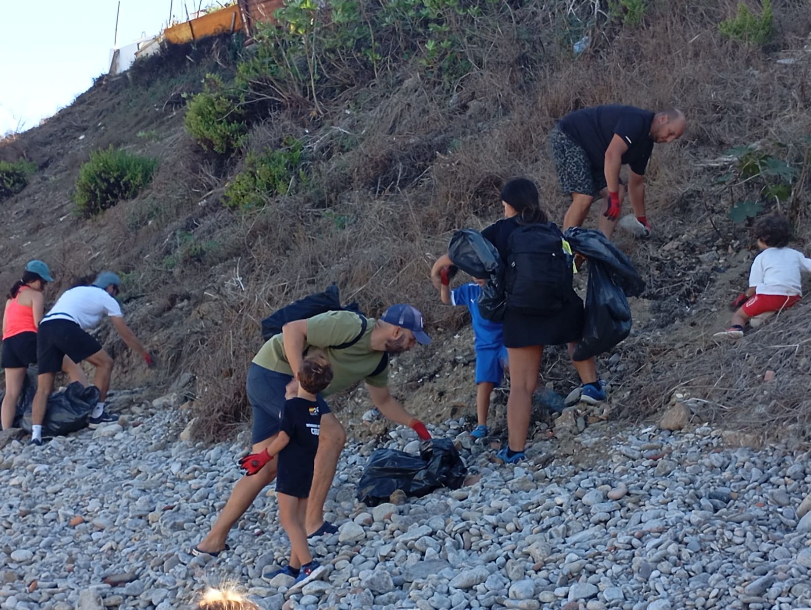 Bonita mañana ecológica en la playa de San Amaro