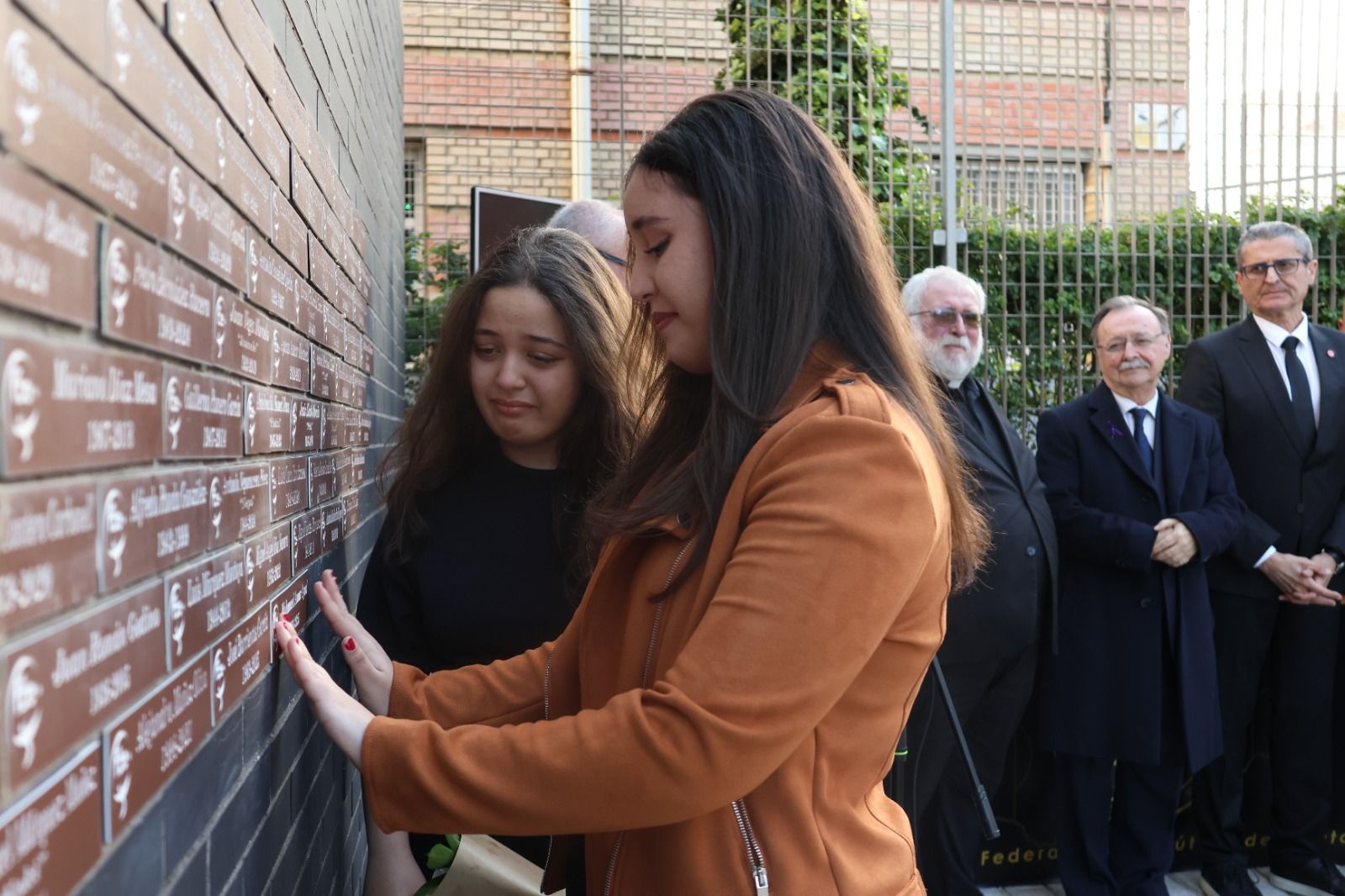 Sentido homenaje de la RFFCE a personas que dejaron huellas en el fútbol