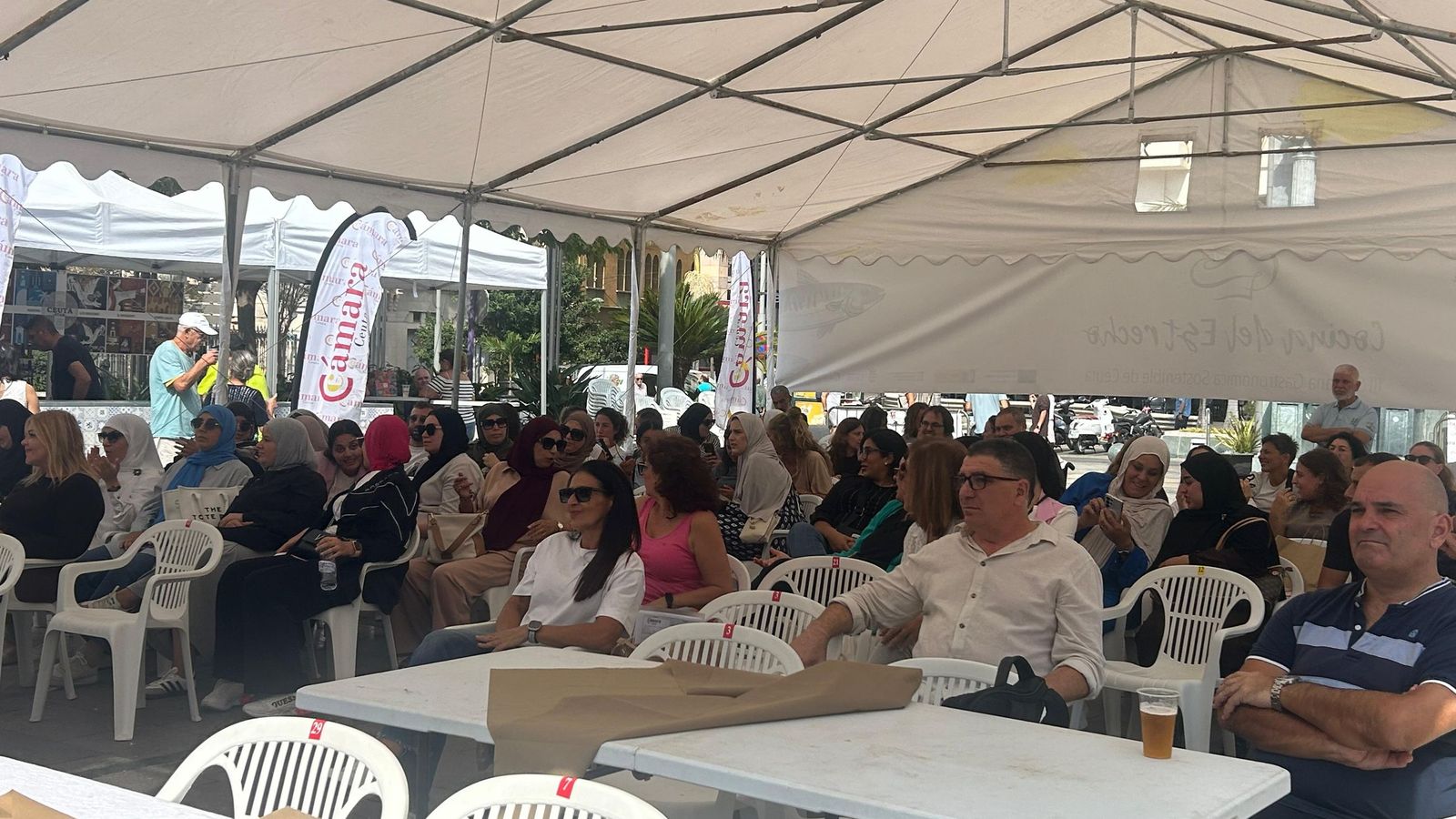 Público durante los talleres de la III Semana Gastronómica y Sostenible de Ceuta