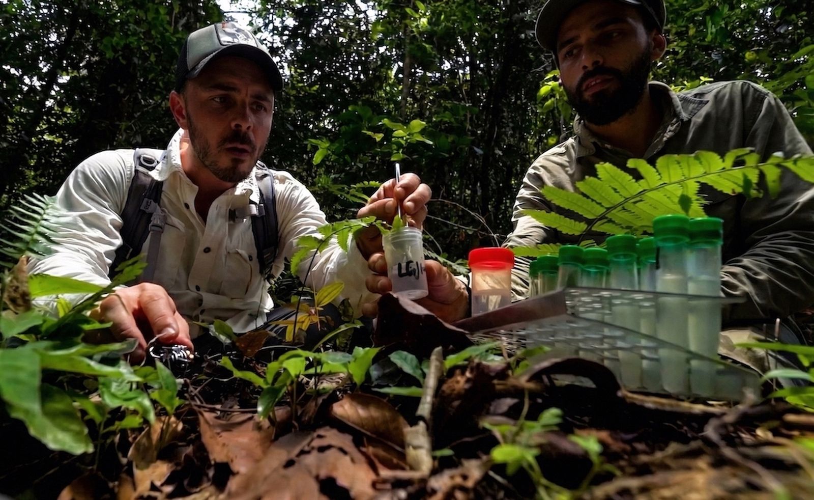 El botánico ceutí, Ignacio Solano (izquierda)