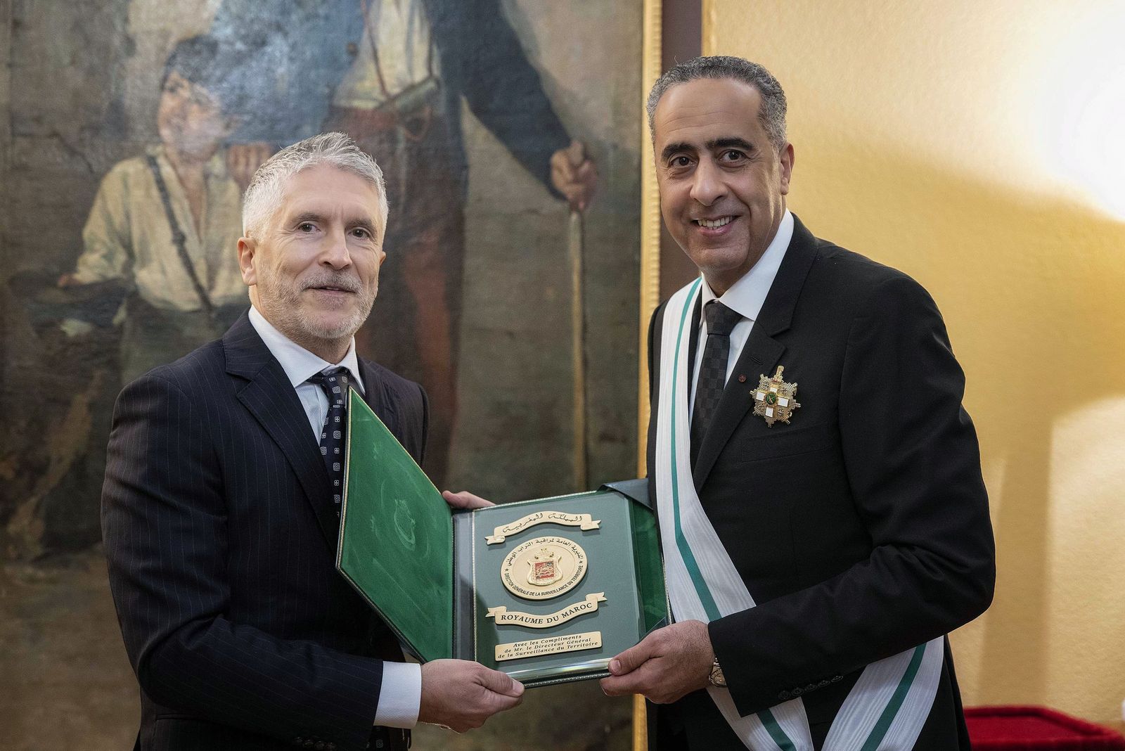 El acto de carácter privado se ha celebrado en la sede de la Dirección General de la Guardia Civil y ha contado con la asistencia de la directora general del Instituto Armado, Mercedes González