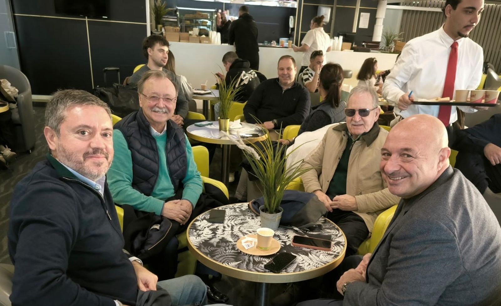 El presidente Juan Vivas rumbo a Málaga