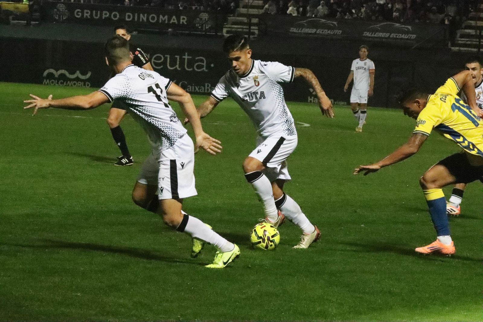 Reparto de puntos entre el conjunto Caballa y el conjunto Canario