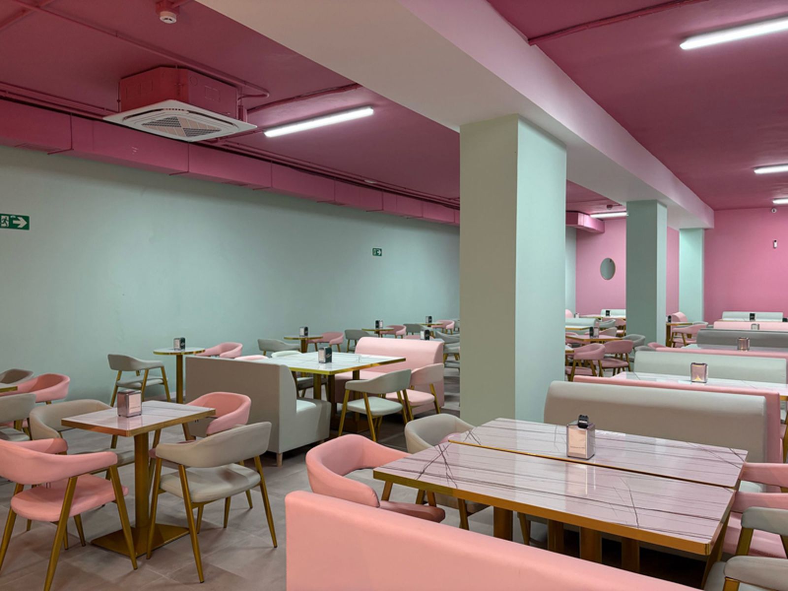 Cafetería de 150 metros cuadrados. / FOTO G.S.