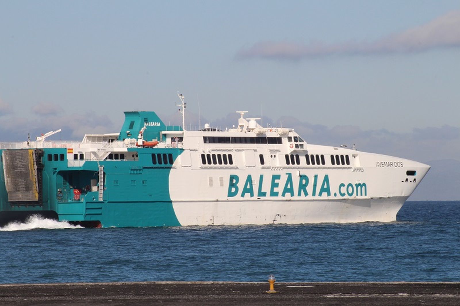 8999_balearia_1009web