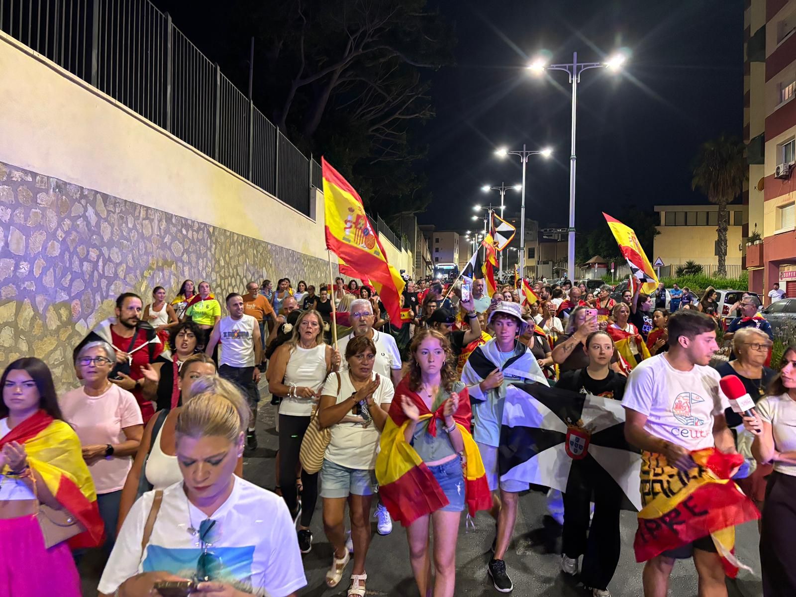 El hartazgo de los ceutíes continúa manifestándose en las calles ante una crisis que no da tregua