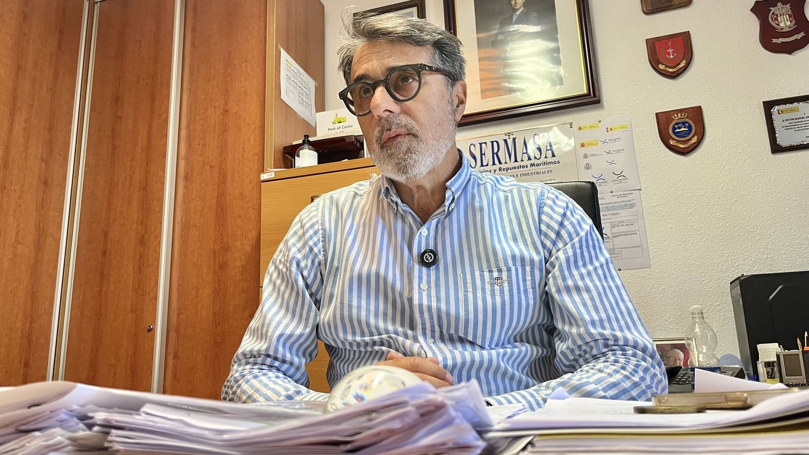 El jefe de Marketing de la Autoridad Portuaria, Víctor Jiménez, en su despacho
