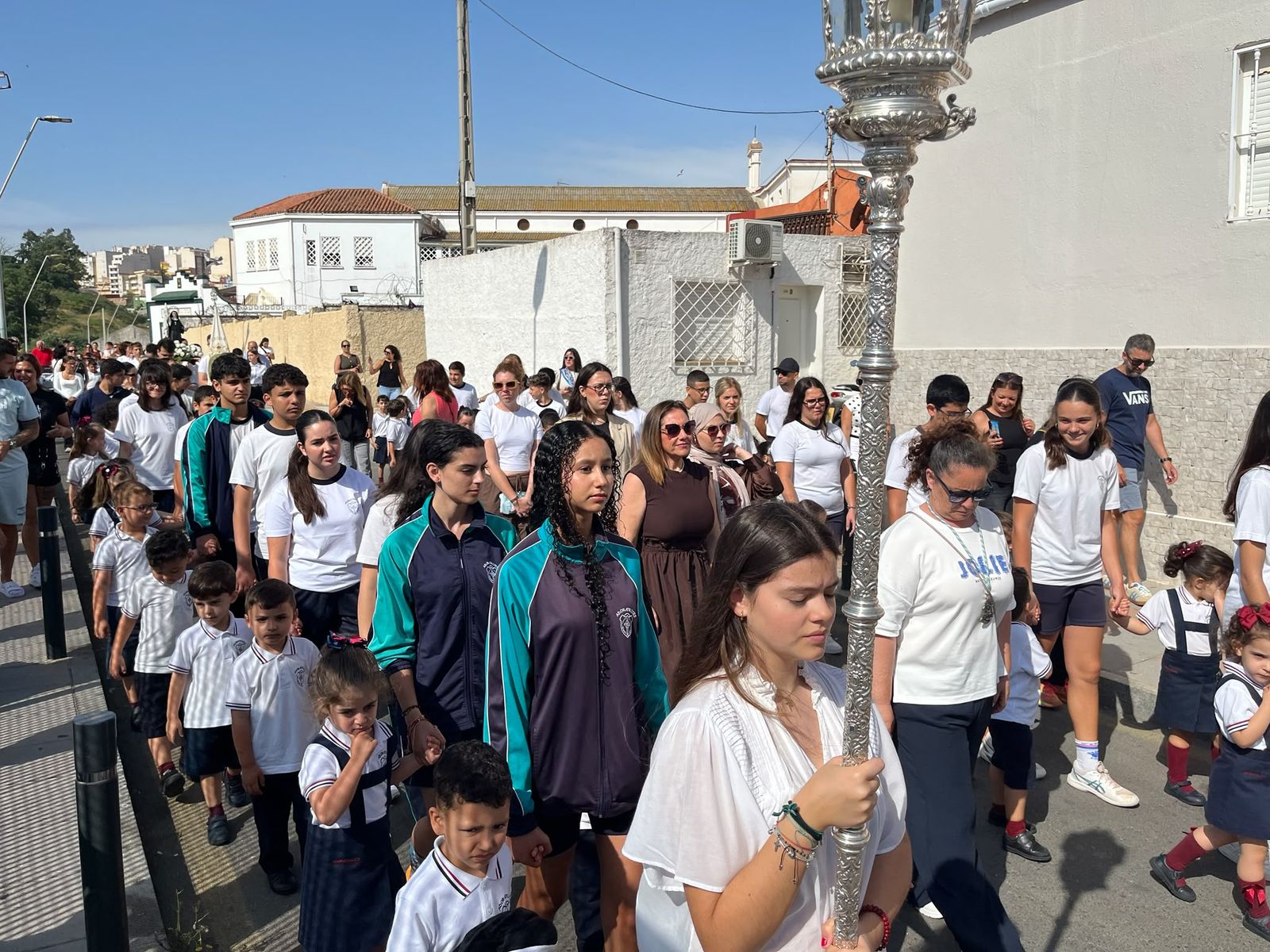 La gran fiesta de Santa María Micaela reúne a familias, alumnos y profesores en una jornada inolvidable