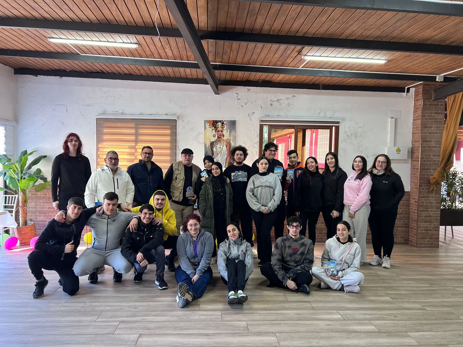 Entrega de premios del concurso de fotografía celebrado en el III Encuentro Local de Corresponsales Juveniles