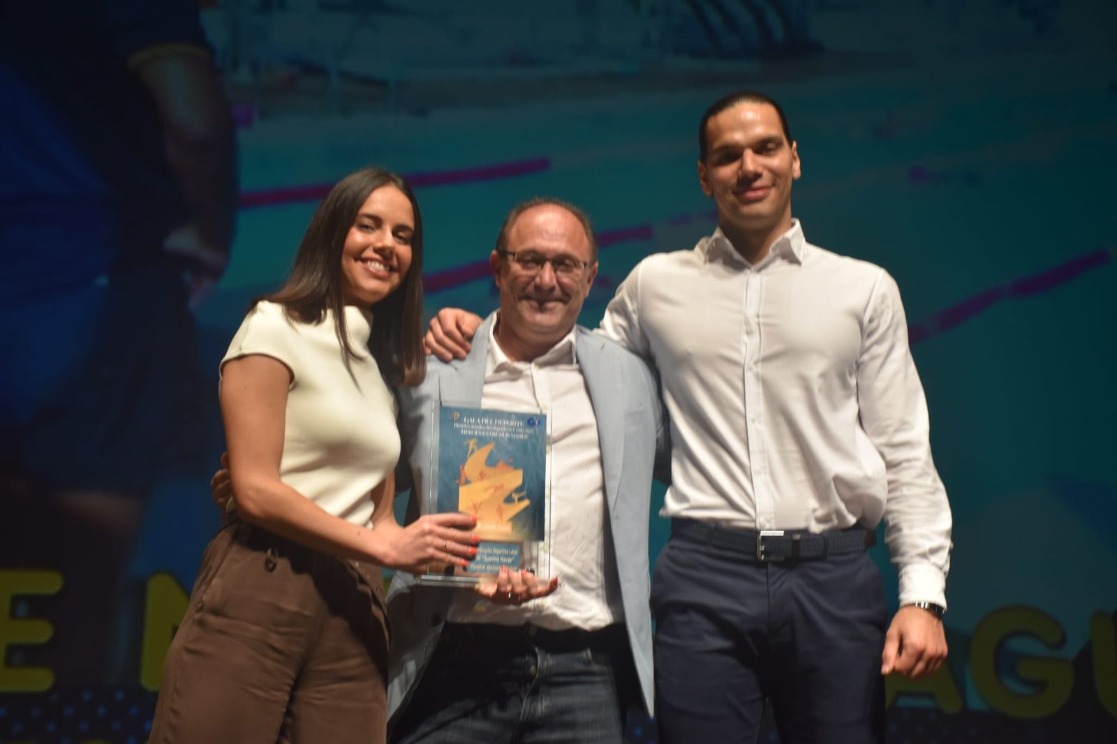 Ceuta ensalza el talento, esfuerzo y futuro de sus “héroes entre dos mares”