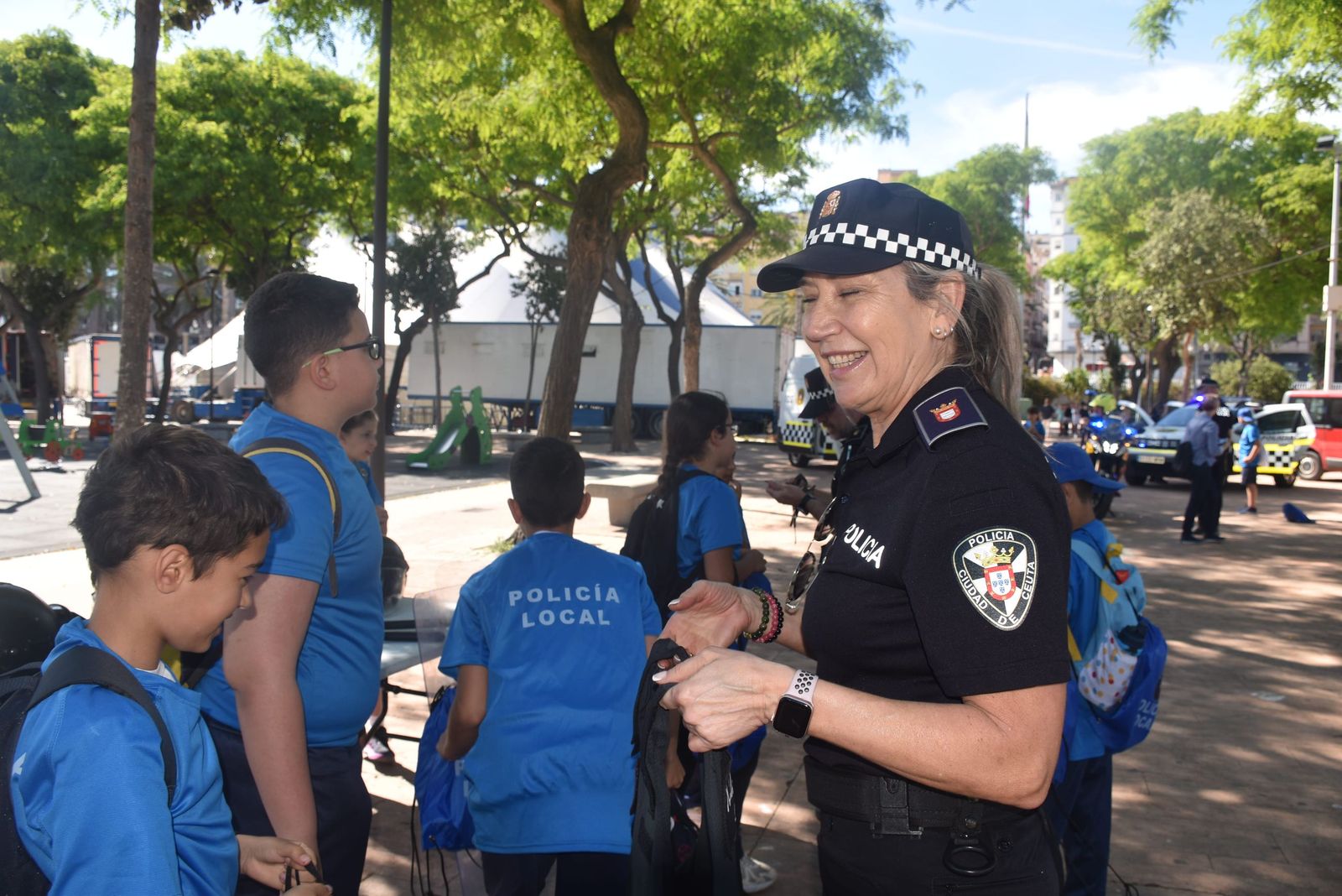 La Policía Local deslumbra a los pequeños de varios centros escolares