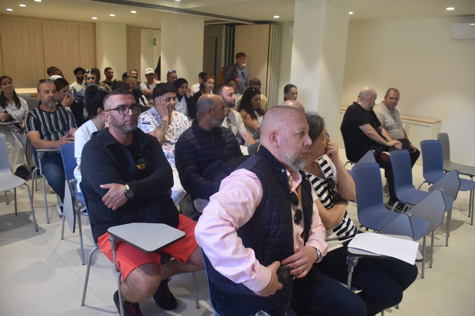 El SEPE celebra 40 años de políticas de empleo con una mesa redonda de éxito y participación