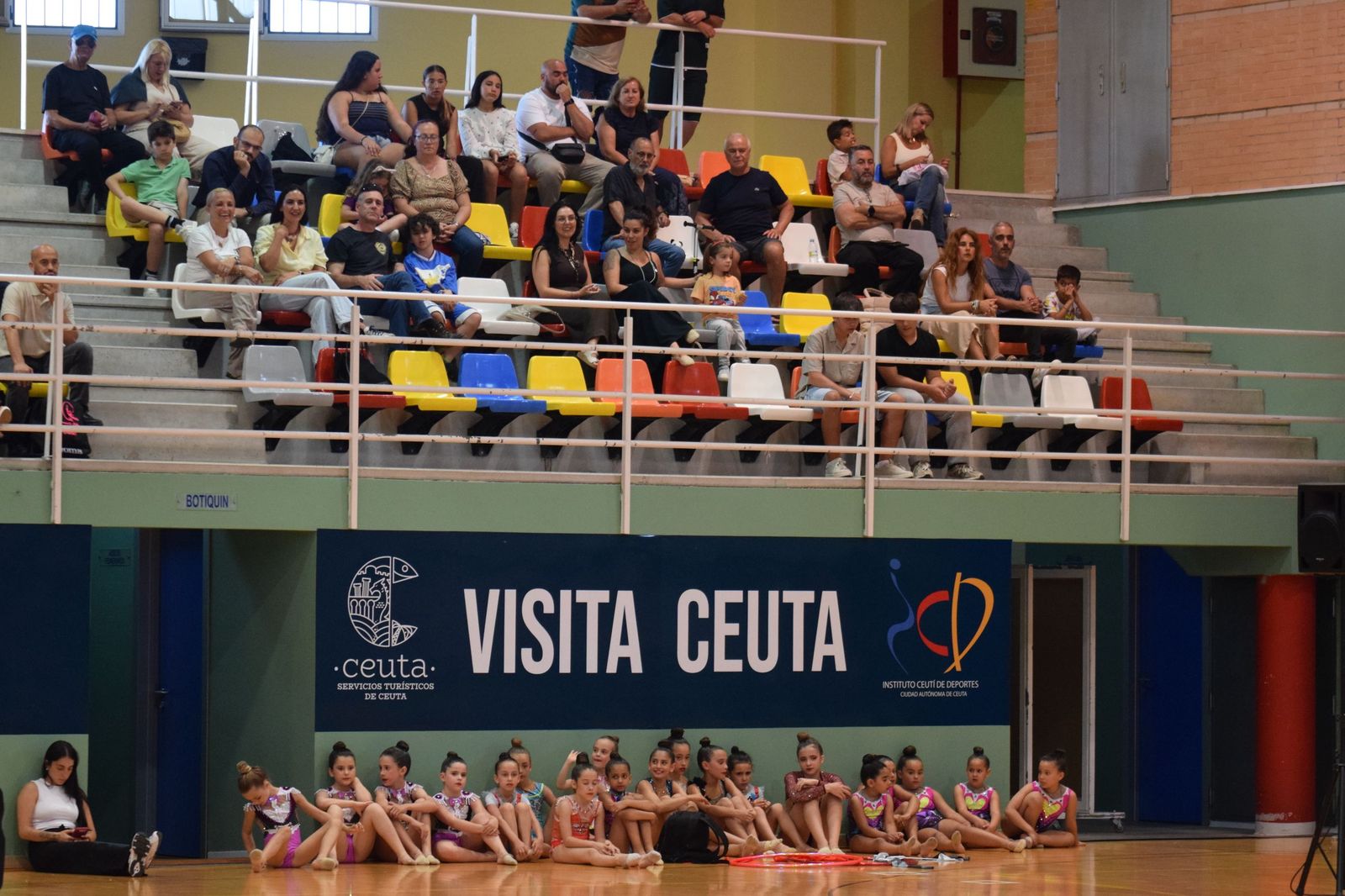 Exhibición de Gimnasia Rítmica
