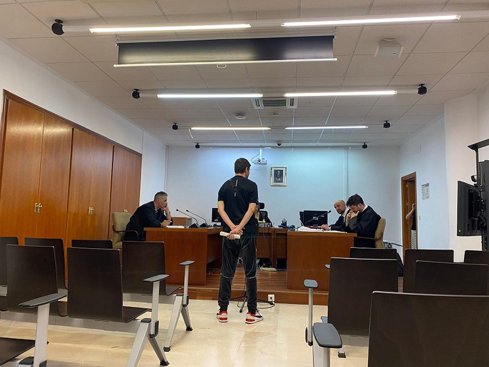 M.L declara ante el tribunal. / FOTO S.C. M.L declara ante el tribunal. / FOTO S.C.