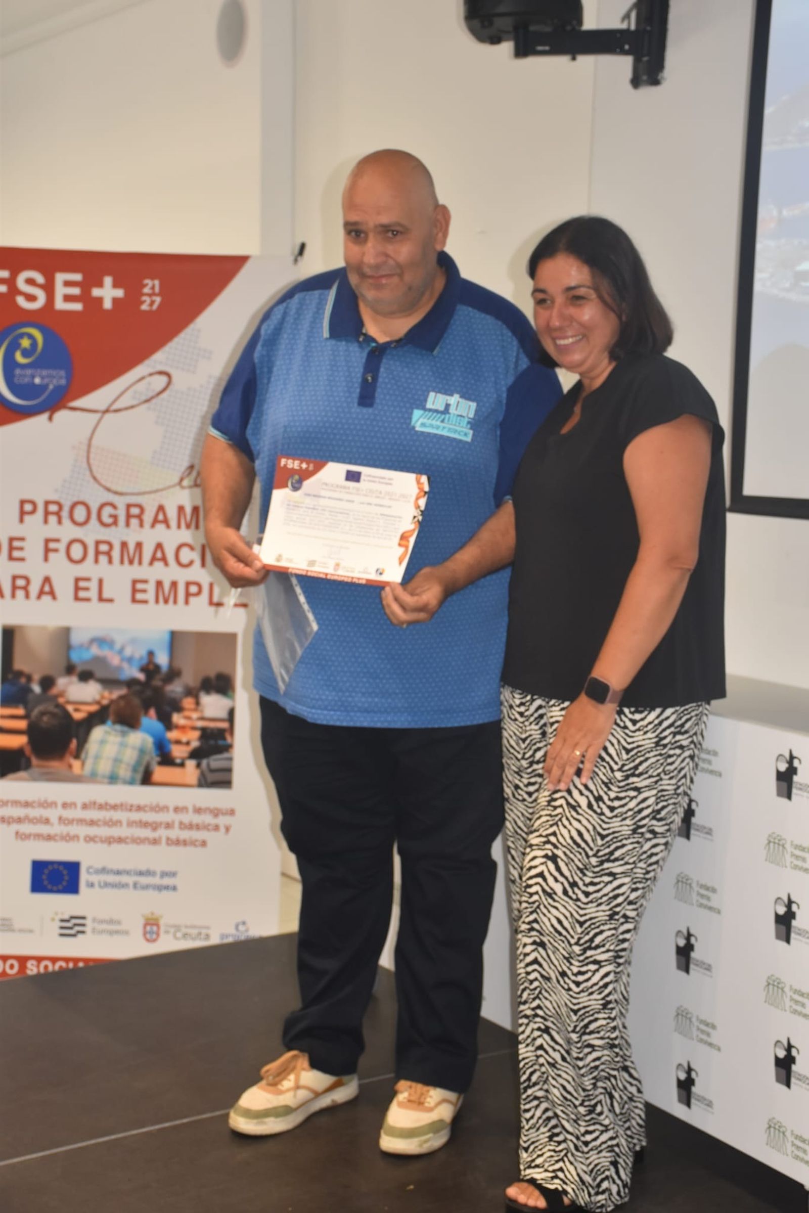 Más de medio año de esfuerzo tiene premio: los alumnos de los programas europeos reciben sus diplomas